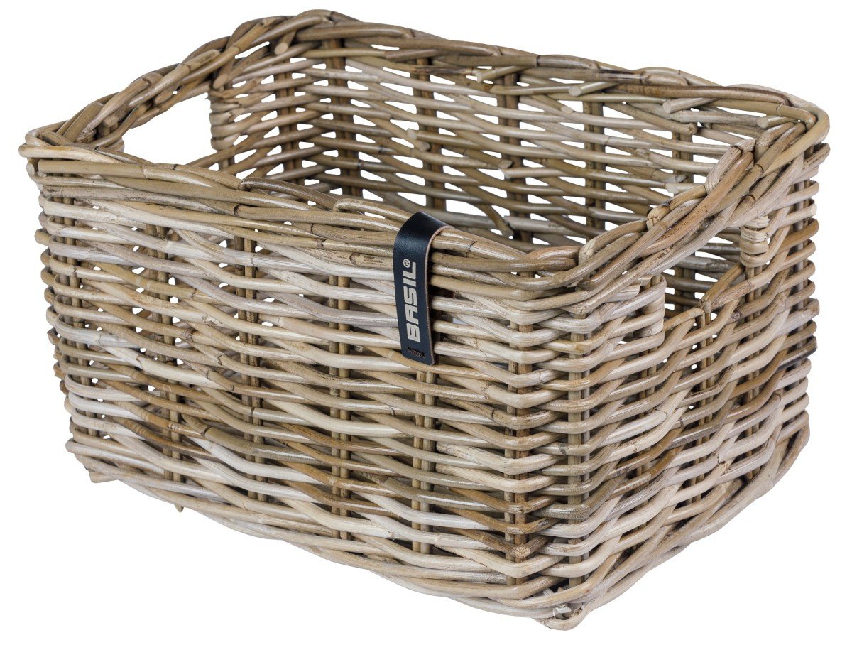 Basil mand Dax L rotan