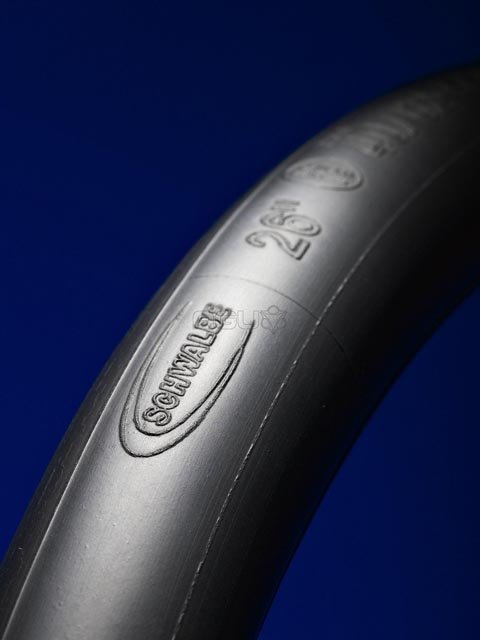 Schwalbe bnb AV14 Extra Light 26 x 1.50 - 2.35 av - Afbeelding 3